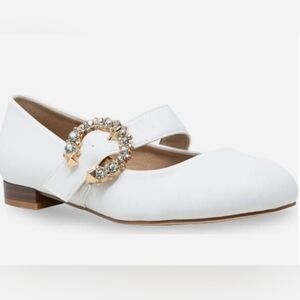 Chase + Chloe White Flats with Embellished Buckle